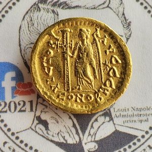 Solidus de Léon Ier (457-474) – Constantinople – Victoire à la croix – Or pur 4,38 g