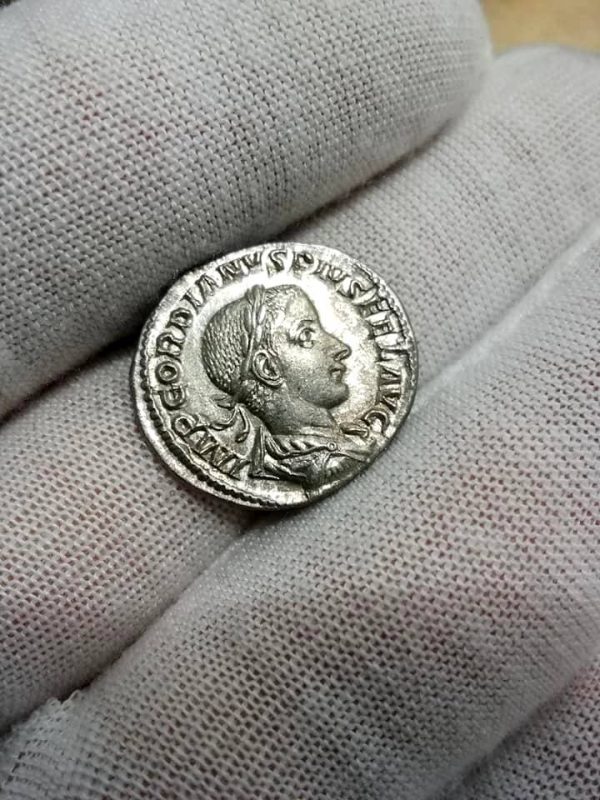 Monnaie romaine authentique GORDIEN III Denier revers "Diana Lucifera" – Image 3