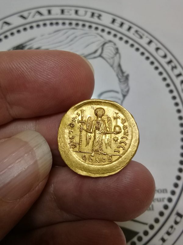 Pièce de monnaie en or romaine solidus Justin Ier – Image 4