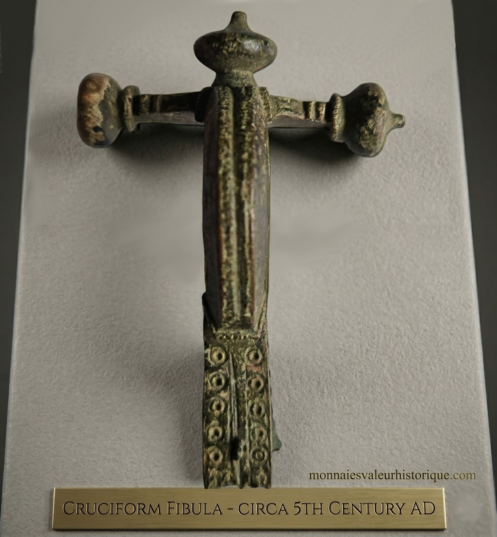 Rare Fibule Romaine Arbalète en Bronze – IVe siècle ap. J.-C. – Image 2